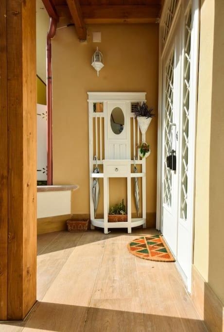 Double Free Parking Anna Verra Cottage Marano di Napoli Экстерьер фото
