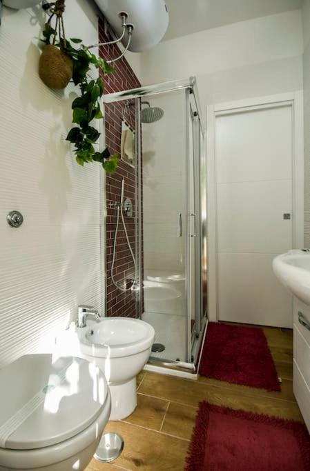 Double Free Parking Anna Verra Cottage Marano di Napoli Экстерьер фото