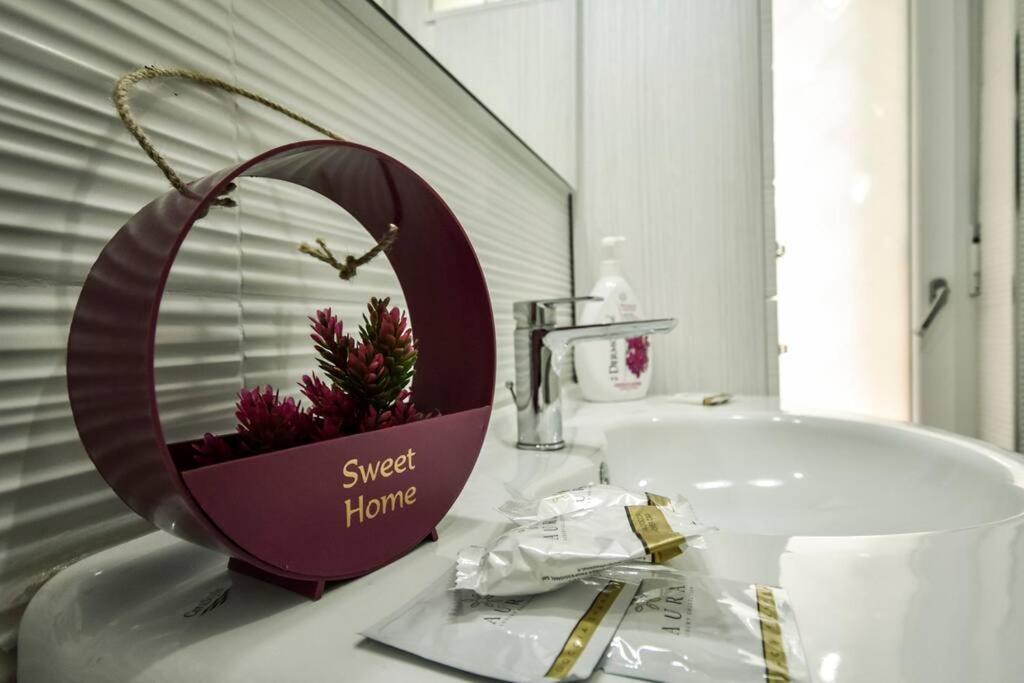 Double Free Parking Anna Verra Cottage Marano di Napoli Экстерьер фото